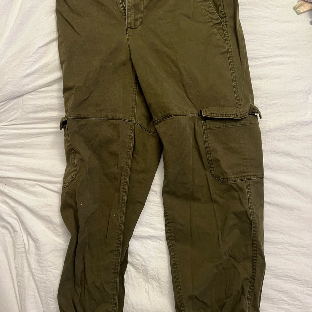 Women’s Olive Cargo Pants